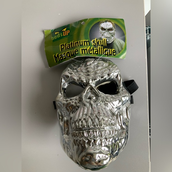 HEDZ UP Platinum Silver Skelton Face Mask Adult Size BRAND NEW - Picture 4 of 5